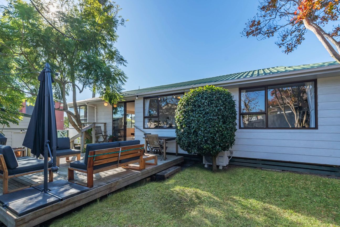 Move-in Ready Sanctuary With Room To Add Value – pohled 2
