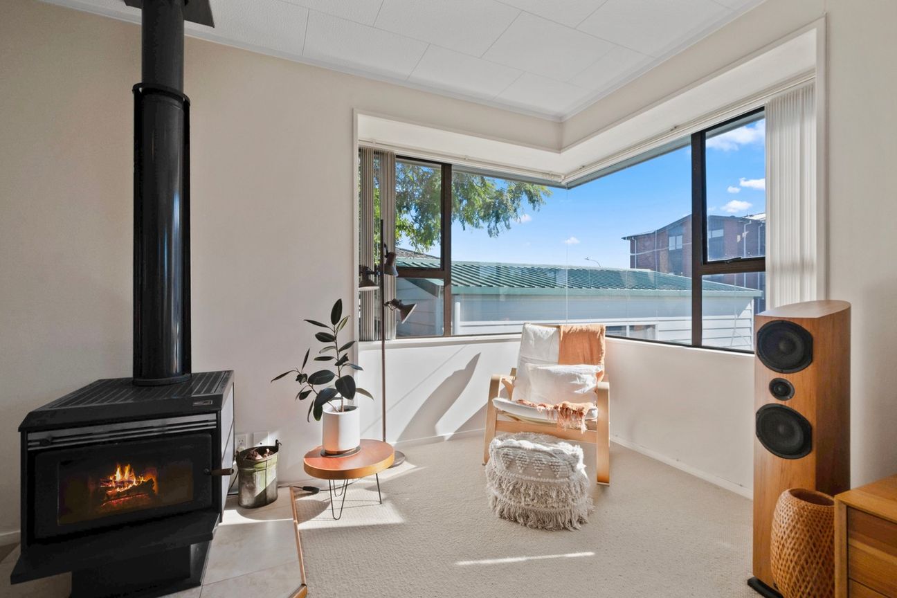 Move-in Ready Sanctuary With Room To Add Value – pohled 6