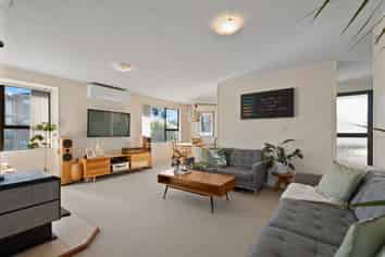 2/2 Yee Place, Mount Wellington