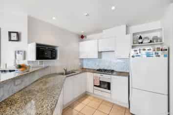 9B Boardman Lane, Auckland Central