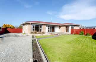 6 Howitt Place, Hokitika