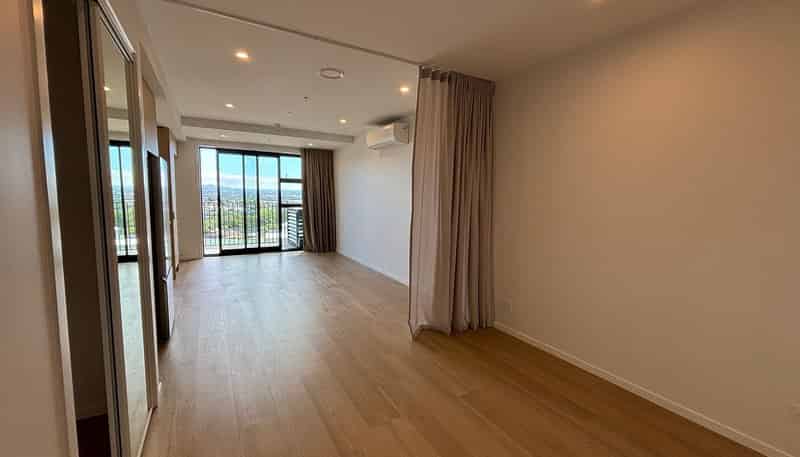 801/2B Te Ara Taurapa, Point Chevalier