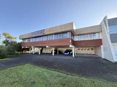 Quality industrial warehouse - Henderson