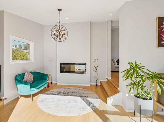 15  Blacks Road, Greenhithe