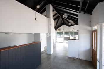 Green Gables Retail in Mairangi Bay