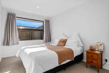 2/134 Geraldine Street, Edgeware