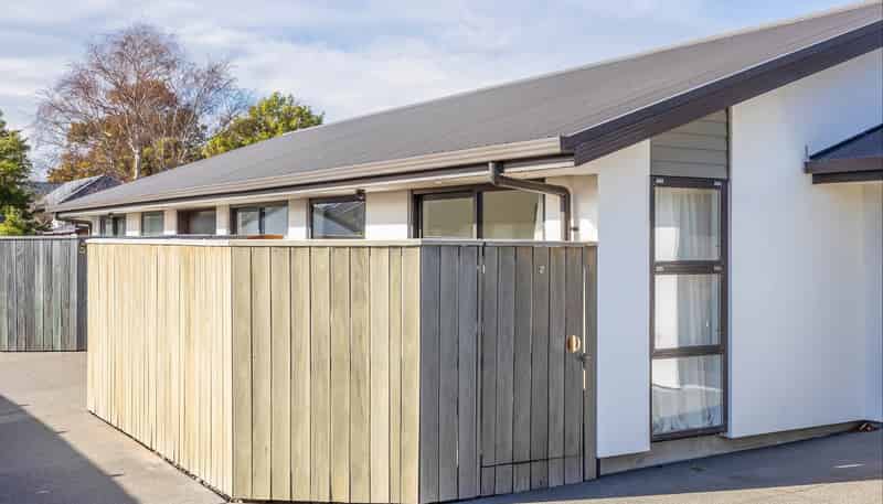 2/134 Geraldine Street, Edgeware
