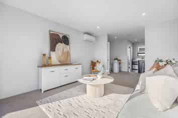 2/134 Geraldine Street, Edgeware