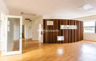 Mairangi Bay Funky Office 