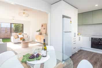 2/61 Caledonian Road, SAINT ALBANS