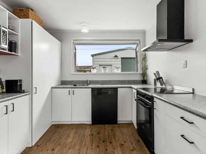 32 Skerrett Crescent, Tamatea