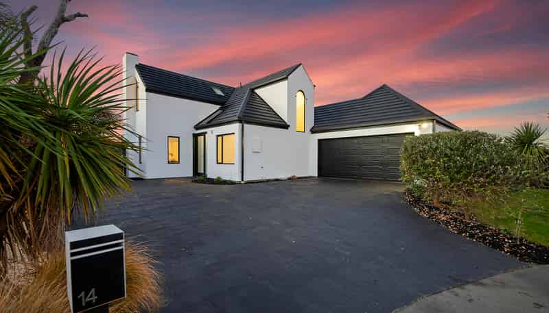 14 Evenwood Place, Waimairi Beach