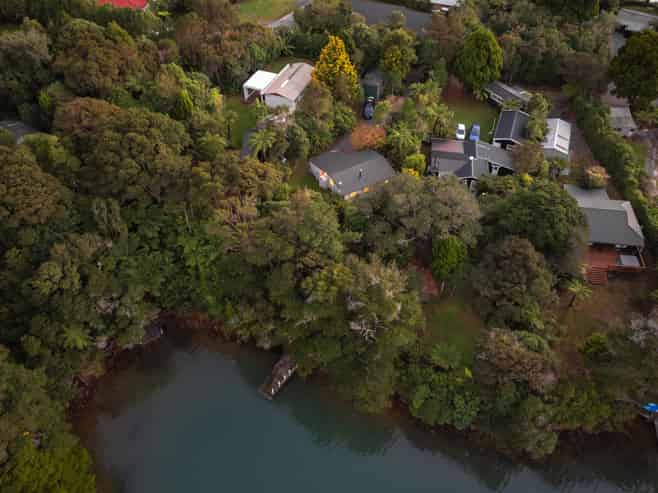 11 Kamahi Road, Tennyson Inlet