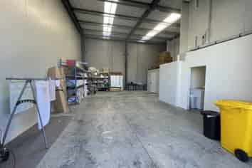 New high stud warehouse