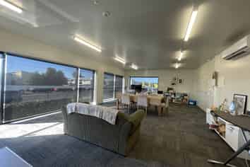 New high stud warehouse
