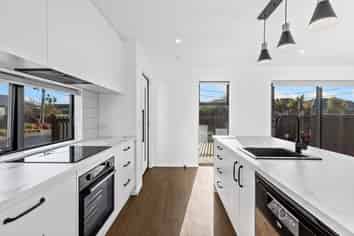 57 Dampier Street, Woolston