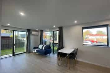 2/63 Waimairi Road , Ilam