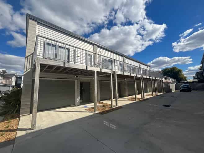 9/161 Nixon Street, Hamilton East
