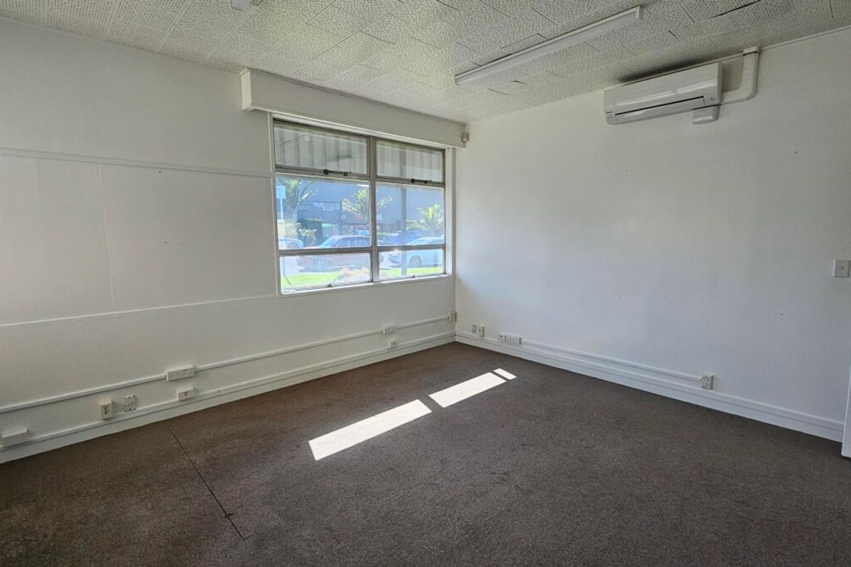 FOUR MONTHS RENT FREE ON OFFER - Vista 5