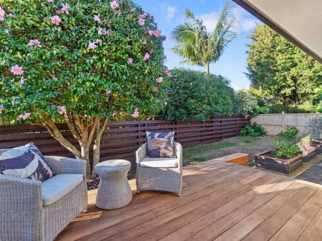 4/4 Lauchlan Avenue, Epsom