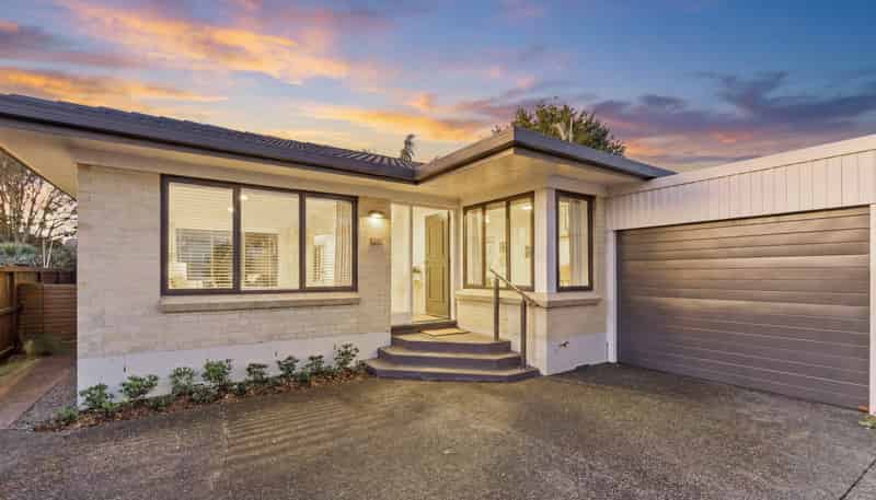 4/4 Lauchlan Avenue, Epsom