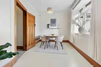 354 The Parade, Island Bay