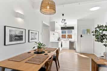 51 Jackson Street, Island Bay