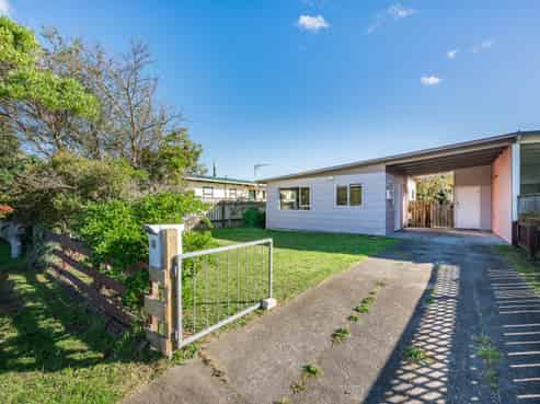81 Arawhata Road, Paraparaumu