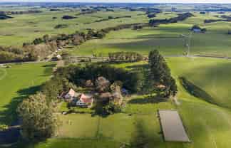 768 Mount Stewart Halcombe Road, Halcombe