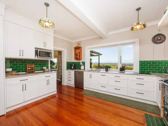 768 Mount Stewart Halcombe Road, Halcombe