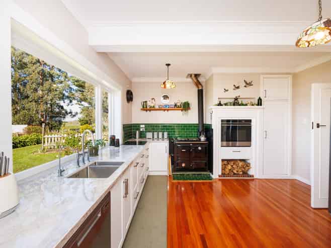 768 Mount Stewart Halcombe Road, Halcombe