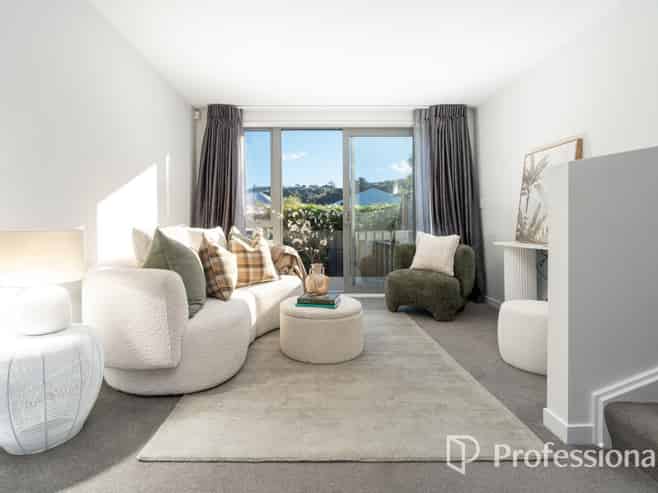3 Te Ara O Te Amo Hohipene, Petone