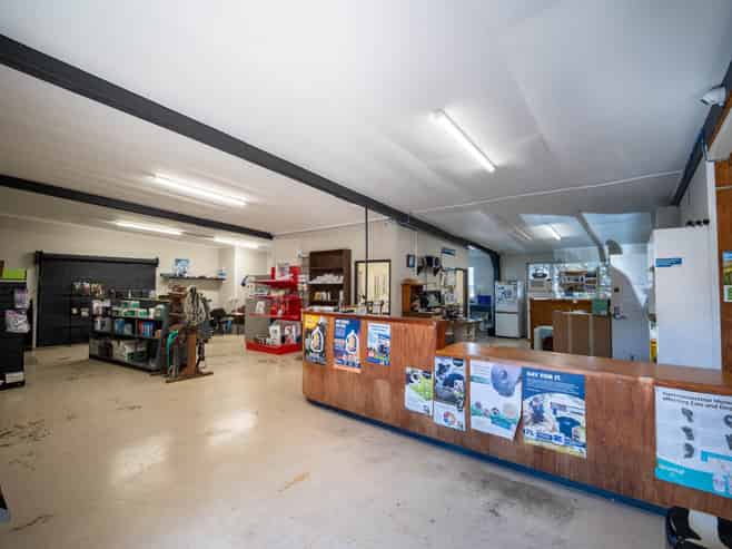 REALISTICALLY PRICED FREEHOLD INVESTMENT
