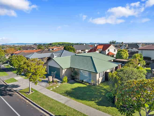 235 Kilkenny Drive, East Tamaki Heights
