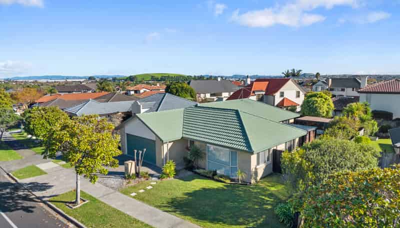 235 Kilkenny Drive, East Tamaki Heights