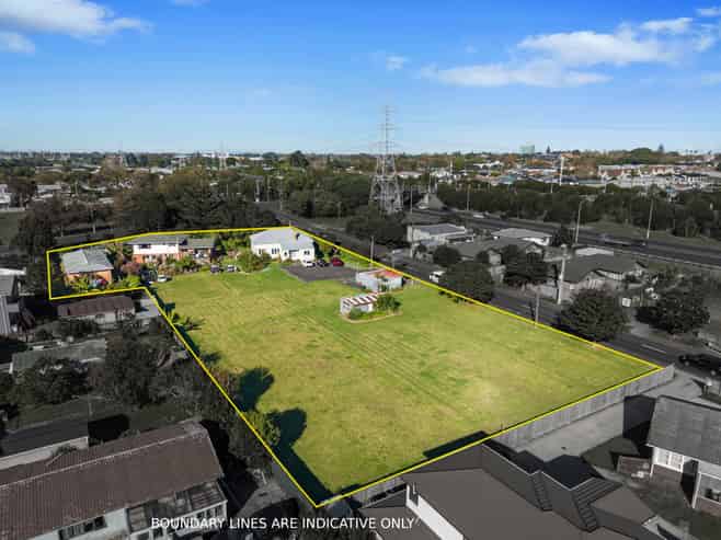 142 Princes St. East & Frank Grey Pl., Otahuhu