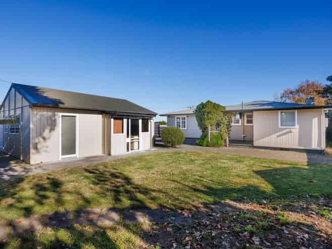 8 Norwich Place, Awapuni