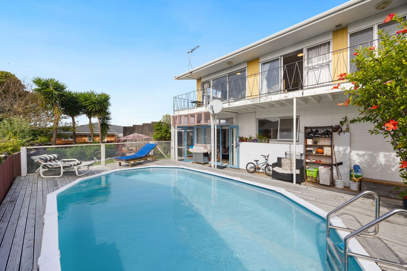 Sun-drenched home in Prime location – pohled 2