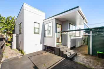 24 Denbigh Avenue, Mount Roskill