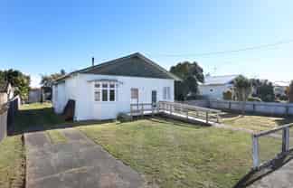 42 Stewart Street, Marton