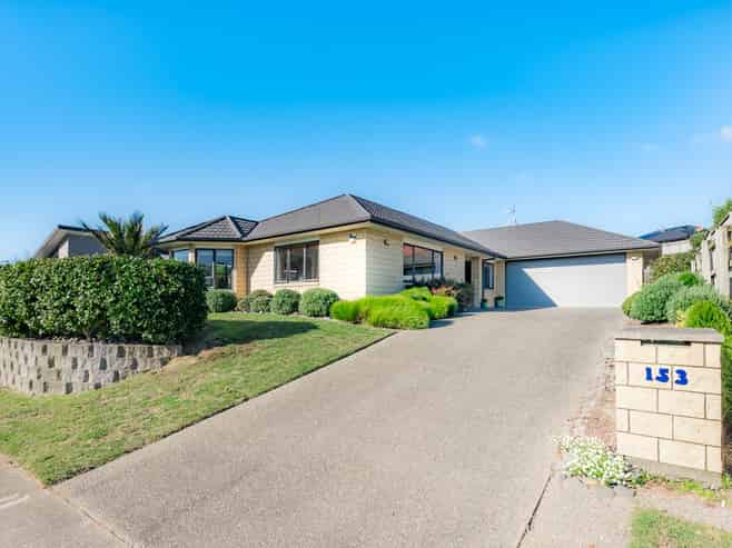 153 Milne Drive, Paraparaumu