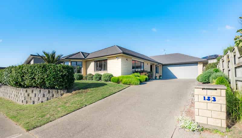 153 Milne Drive, Paraparaumu