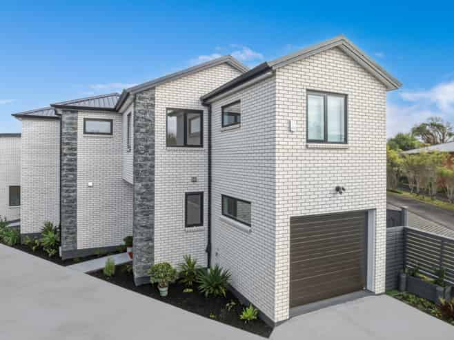 28B Kereru Street, Henderson