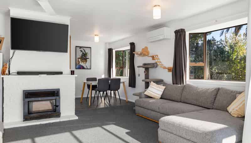 35 Wallace Street, Featherston