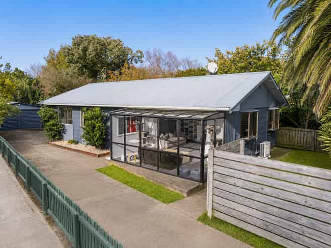 35 Wallace Street, Featherston