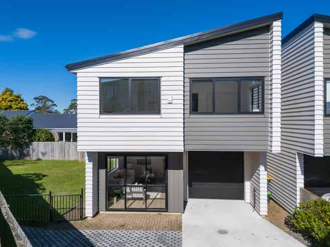 29A Mackenzie Street, Te Atatu South