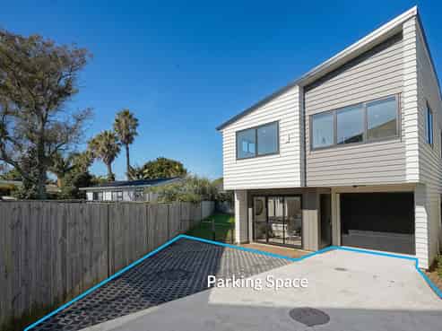 29A Mackenzie Street, Te Atatu South