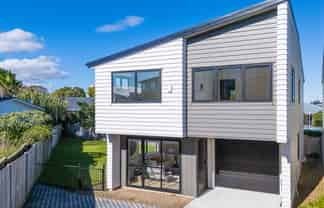 29A Mackenzie Street, Te Atatu South