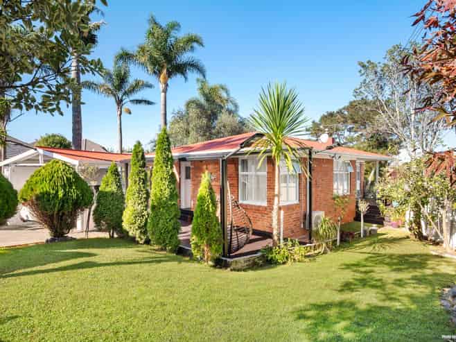 1/6 Patons Road, Howick