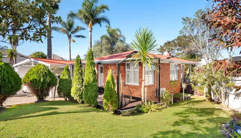 1/6 Patons Road, Howick